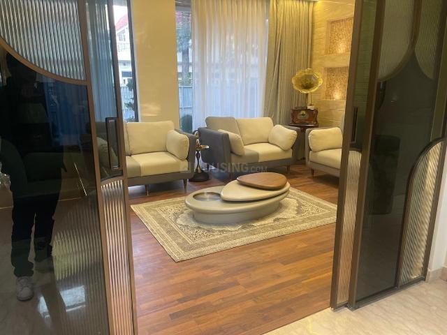4 BHK Independent House in Sector 8 for rent Chandigarh. The reference number is 20372719