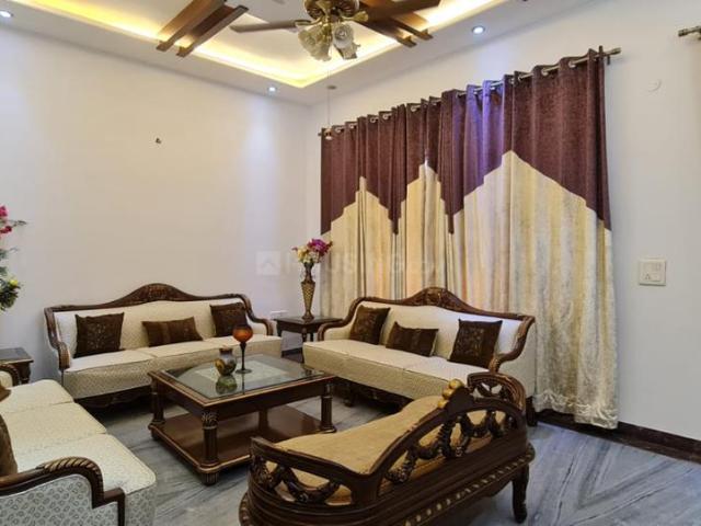 4 BHK Independent House in Sector 9 for rent Panchkula. The reference number is 21316491