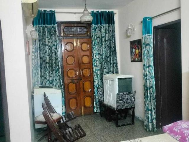 4 BHK Independent House in Shastri Nagar for resale Ghaziabad. The reference number is 20872457