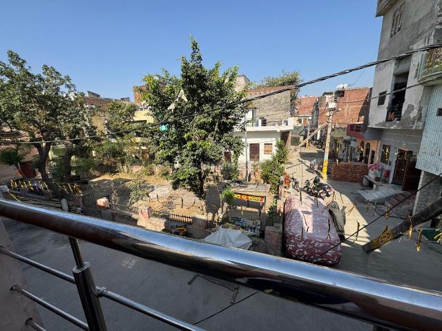 4 BHK Independent House in Shastri Nagar for resale Meerut. The reference number is 17944644