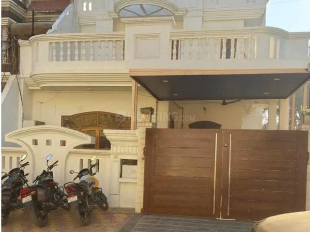 4 BHK Independent House in Shastri Nagar for resale Meerut. The reference number is 19031237