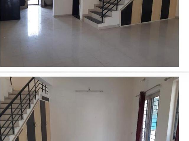 4 BHK Independent House in Shela for resale Ahmedabad. The reference number is 19402348