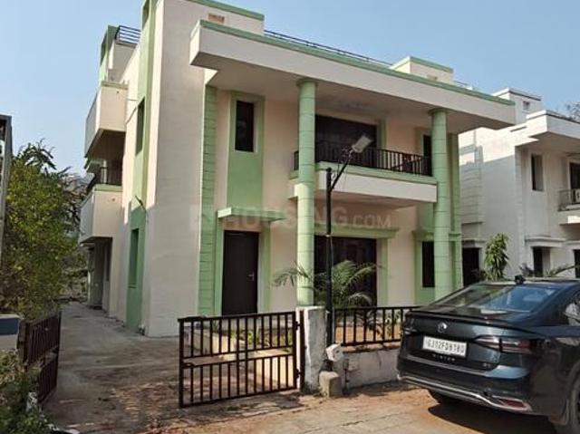4 BHK Independent House in Shela for resale Ahmedabad. The reference number is 21003149