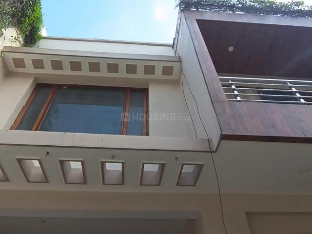 4 BHK Independent House in Shivpur for rent Varanasi. The reference number is 21274061
