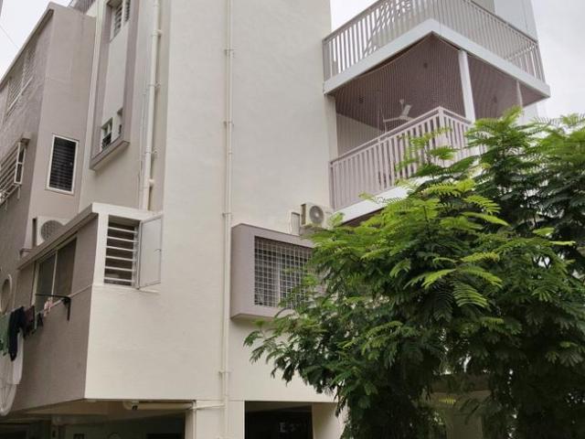 4 BHK Independent House in Sola for rent Ahmedabad. The reference number is 20614704