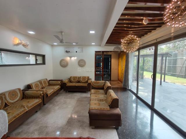 4 BHK Independent House in Sola for resale Ahmedabad. The reference number is 20108983