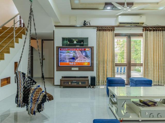 4 BHK Independent House in South Bopal for resale Ahmedabad. The reference number is 19926046