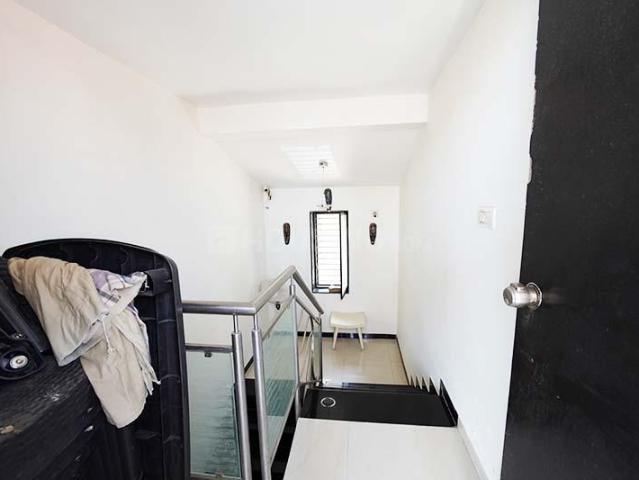 4 BHK Independent House in South Bopal for resale Ahmedabad. The reference number is 21205587