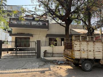 4 BHK Independent House in Srinagar Colony for resale Hyderabad. The reference number is 20093623