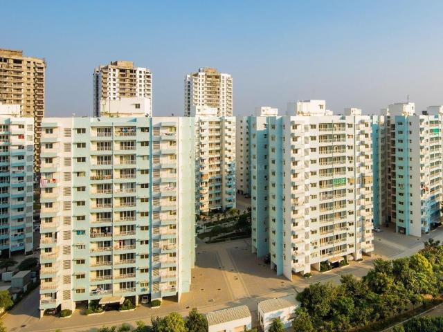 4 BHK Penthouse in Chandkheda for resale Ahmedabad. The reference number is 21159208