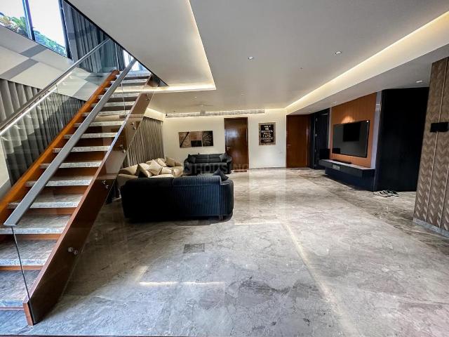 4 BHK Penthouse in Ambli for rent Ahmedabad. The reference number is 19960172