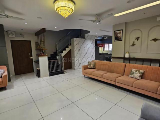 4 BHK Penthouse in Gotri for rent Vadodara. The reference number is 18187851