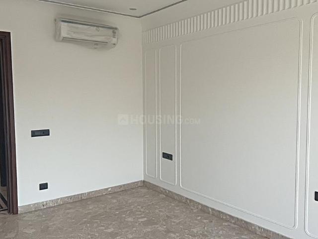 4 BHK Penthouse in Greater Kailash II for resale New Delhi. The reference number is 19694777