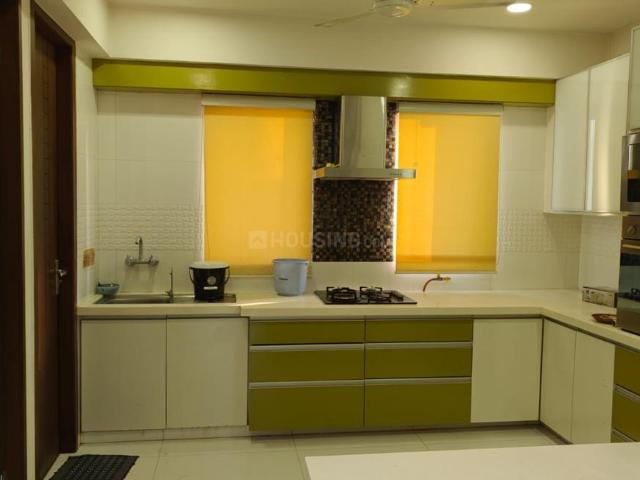 4 BHK Penthouse in Jodhpur for rent Ahmedabad. The reference number is 19922017