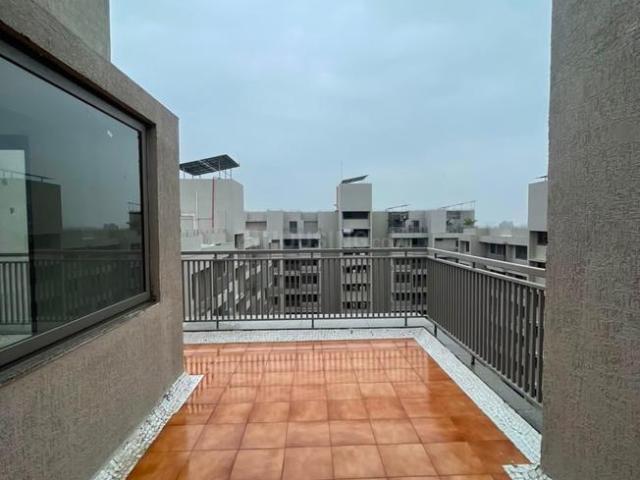 4 BHK Penthouse in Memnagar for rent Ahmedabad. The reference number is 20809643