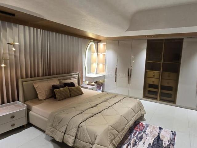 4 BHK Penthouse in Naranpura for resale Ahmedabad. The reference number is 21261159
