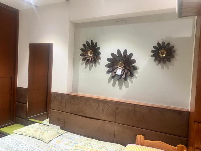 4 BHK Penthouse in Satellite for resale Ahmedabad. The reference number is 21371042