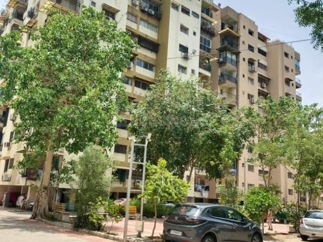 4 BHK Penthouse in Shyamal for resale Ahmedabad. The reference number is 21296530