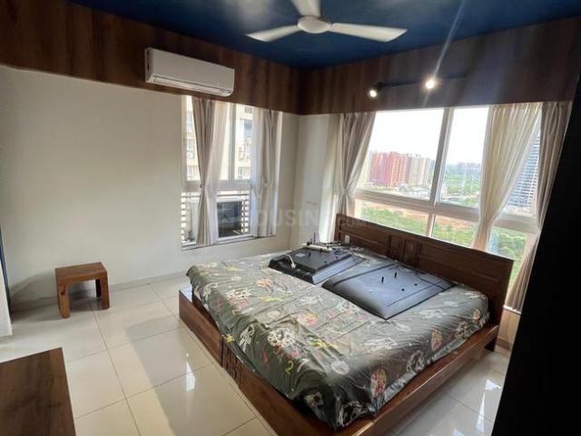 4 BHK Penthouse in Vaishno Devi Circle for rent Ahmedabad. The reference number is 21008768