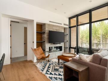 4 Boathouse Way, R4/221, Big Sky, US, MT