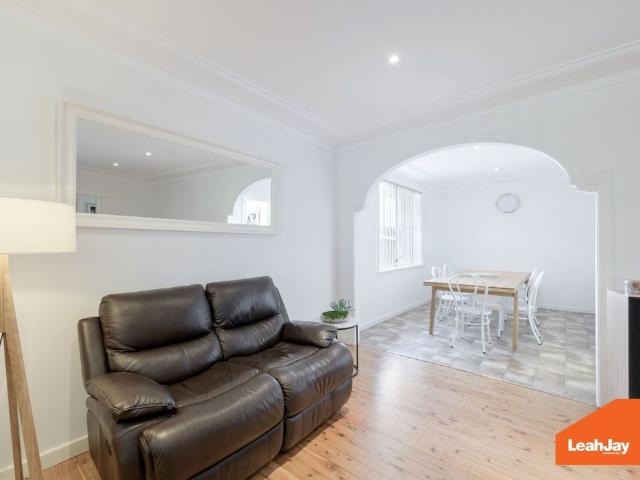 4 Bolivia Close, Adamstown Heights NSW 2289