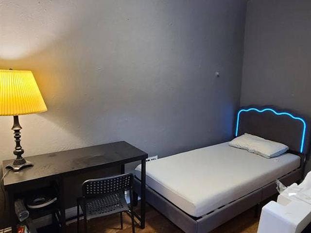 4 BR in Baltimore