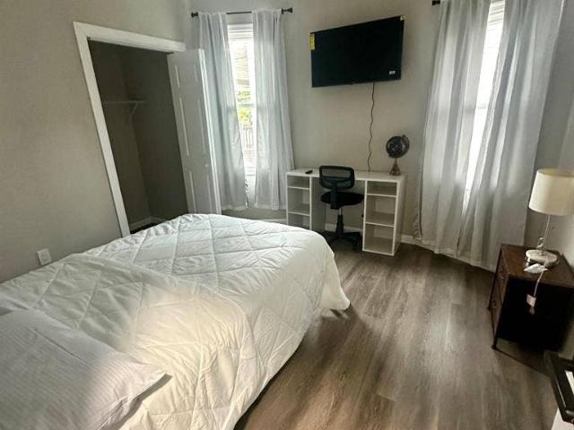 4 BR in Baltimore