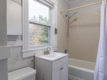 4 BR in Boston
