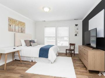4 BR in Charlotte