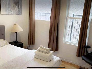 3 BR in Chicago