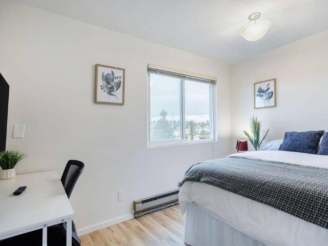 4 BR in Seattle