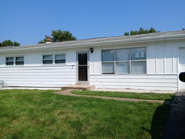 4 BR, 1.5 BA Apartment 1517 Froesel Dr, Ellisville, MO 63011