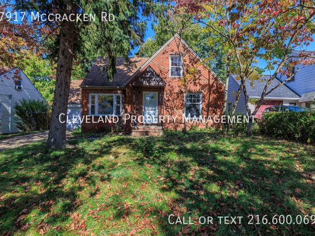 4 BR, 1.5 BA Apartment 17917 Mccracken Rd, Maple Heights, OH 44137