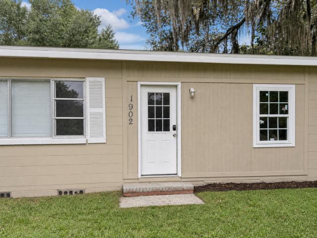 4 BR, 1.5 BA Apartment 1902 Maclean Rd, Jacksonville, FL 32209