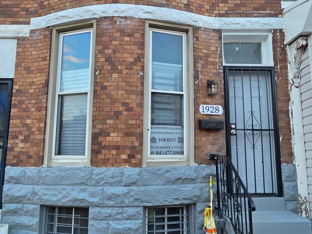 4 BR, 1.5 BA Apartment 1928 Mosher St, Baltimore, MD 21217