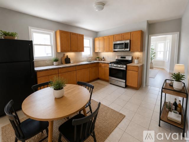 4 BR, 1.5 BA Apartment 32 Gilmore St, Unit 201, Providence, RI 02907