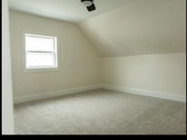4 BR, 1.5 BA Apartment 3555 North Humboldt Avenue, Minneapolis, MN 55412