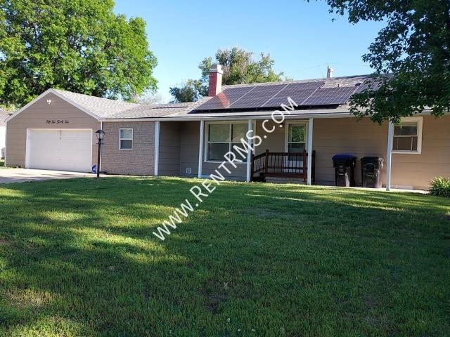 4 BR, 1.5 BA Apartment 5524 SW 13th St, Topeka, KS 66604