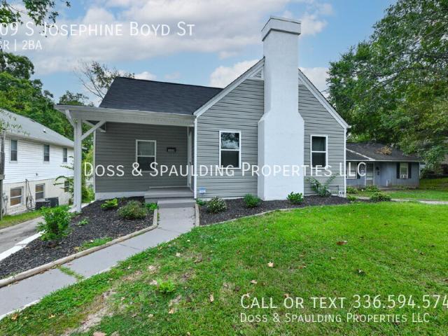 4 BR, 1.5 BA Apartment 909 S Josephine Boyd St, Greensboro, NC 27403