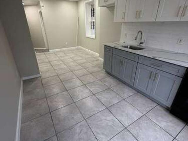 4 BR, 1.5 BA Apartment 96 Eaton Pl, Unit 1R, East Orange, NJ 07017