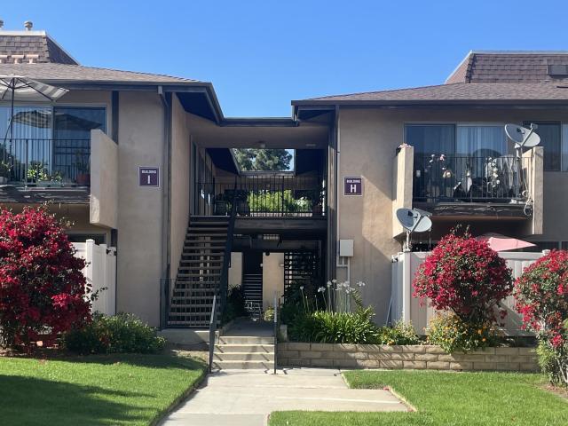 4 BR, 1 BA Apartment 16700 Chatsworth Street, Granada Hills, CA 91344
