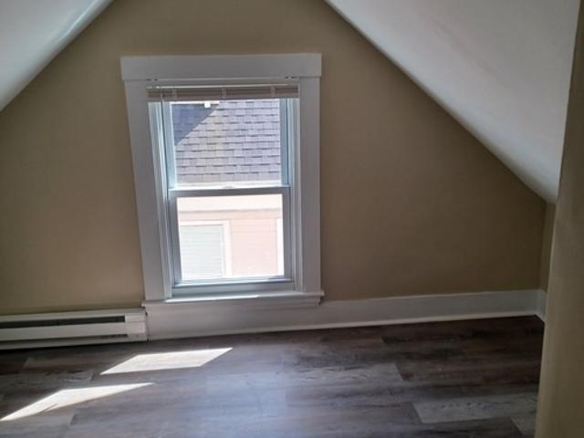 4 BR, 1 BA Apartment 16 Homer St, Unit 3, New Bedford, MA 02740