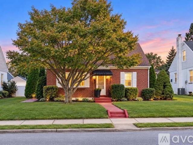 4 BR, 1 BA Apartment 1911 S 2nd St, Allentown, PA 18103