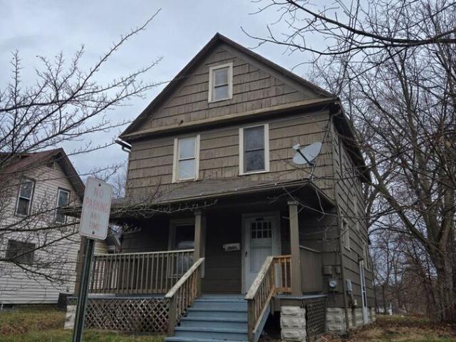 4 BR, 1 BA Apartment 1029 Harpster Ave, Akron, OH 44314