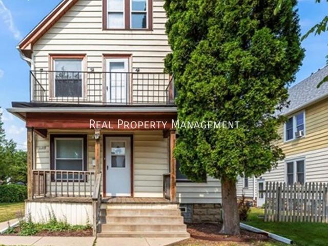 4 BR, 1 BA Apartment 1109 S 61st St, West Allis, WI 53214