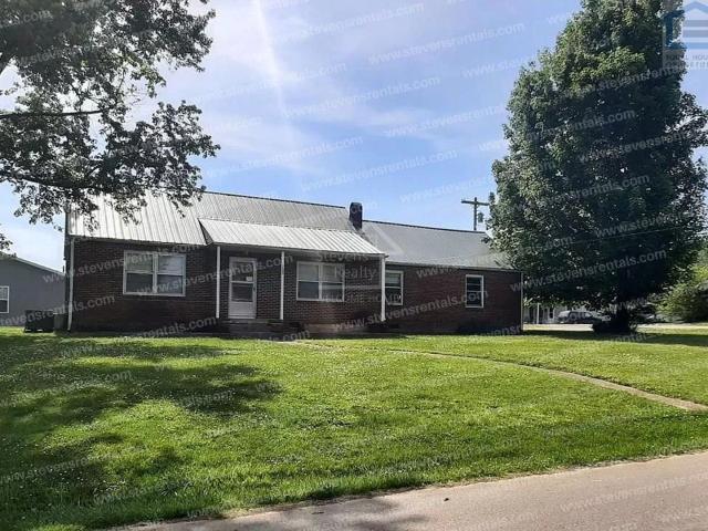 4 BR, 1 BA Apartment 123 Keaton St, Livingston, TN 38570