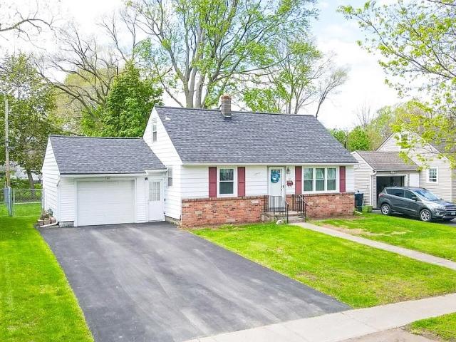 4 BR, 1 BA Apartment 127 Newton Rd, Rochester, NY 14626