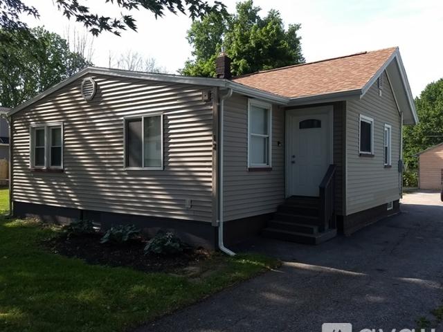 4 BR, 1 BA Apartment 12 Alfred Avenue, Rochester, NY 14623