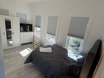 4 BR, 1 BA Apartment 1343 C St, Unit 9 / 9A, San Diego, CA 92101