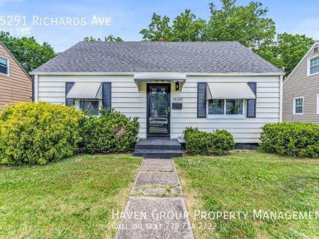 4 BR, 1 BA Apartment 25291 Richards Ave, Euclid, OH 44132